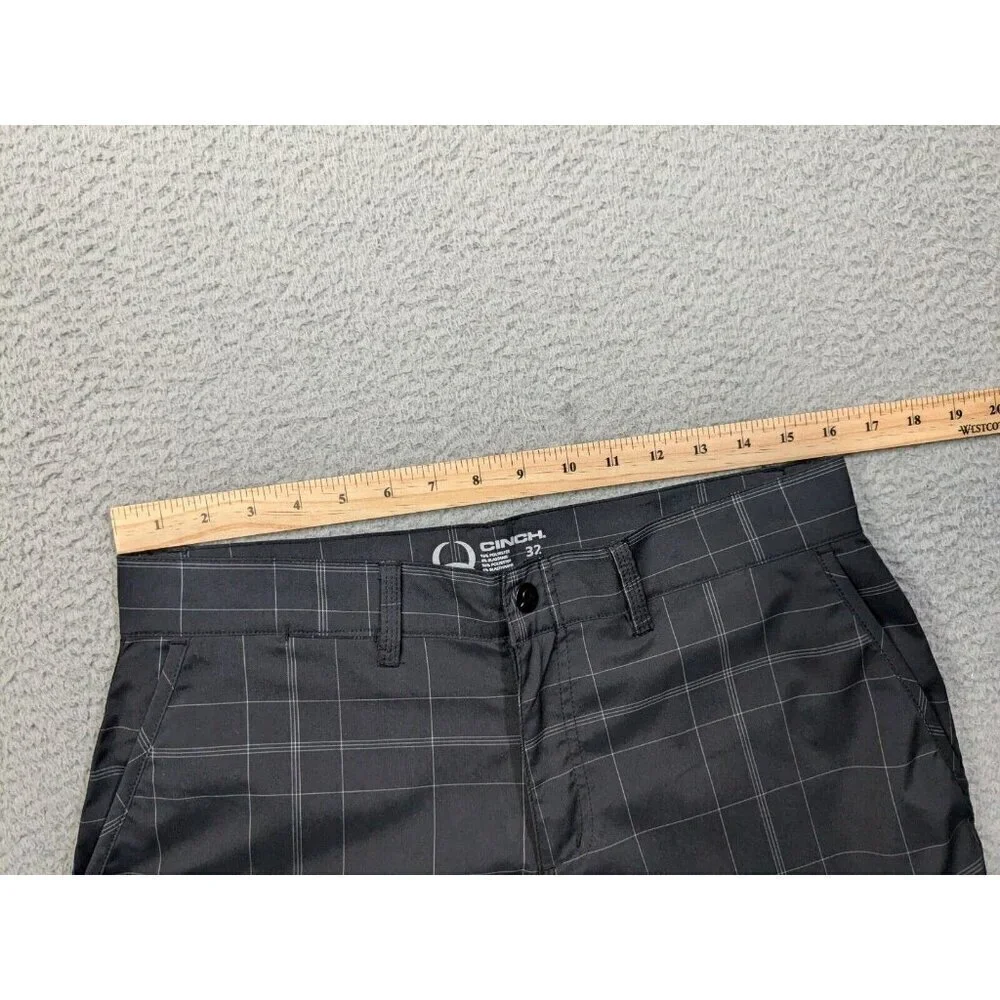 Cinch Shorts Mens 32 Golf Stretch Casual Black Plaid